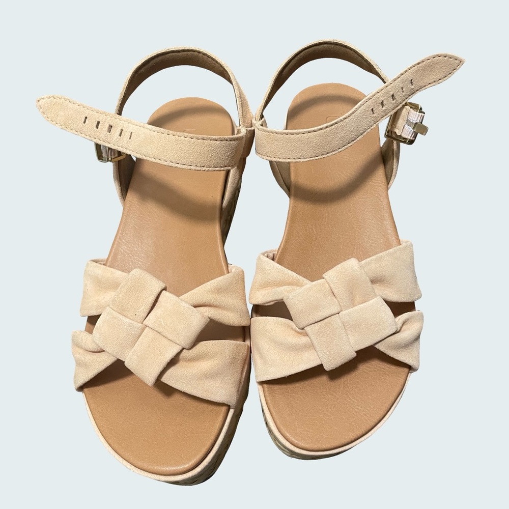 UGG Tan Platform summer Sandals